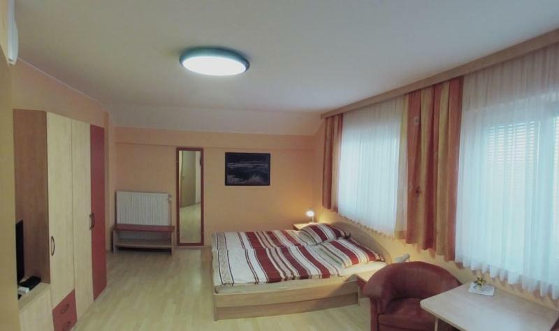 Bed & Breakfast En Krajcar 3*